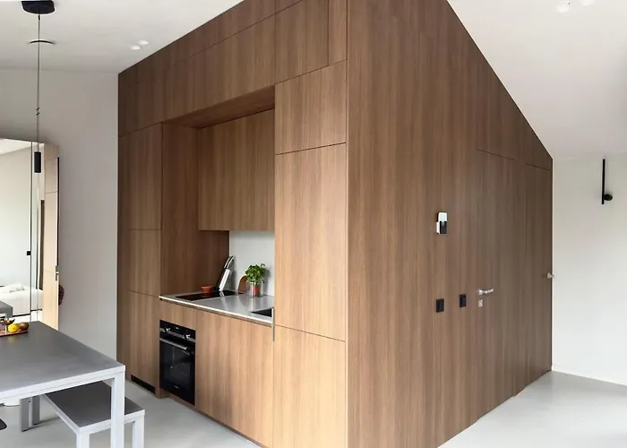 Apartment Pinewood By The Sea